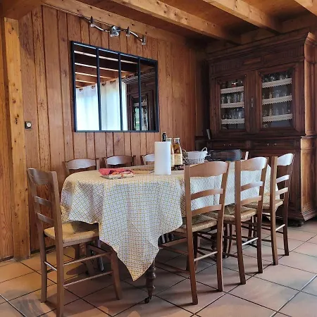 Joli En Ariege Avec Piscine Privee بيت للعطل *