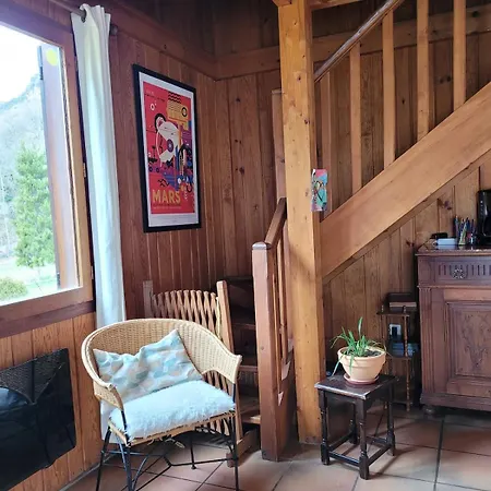 Dom wakacyjny Joli En Ariege Avec Piscine Privee Garanou